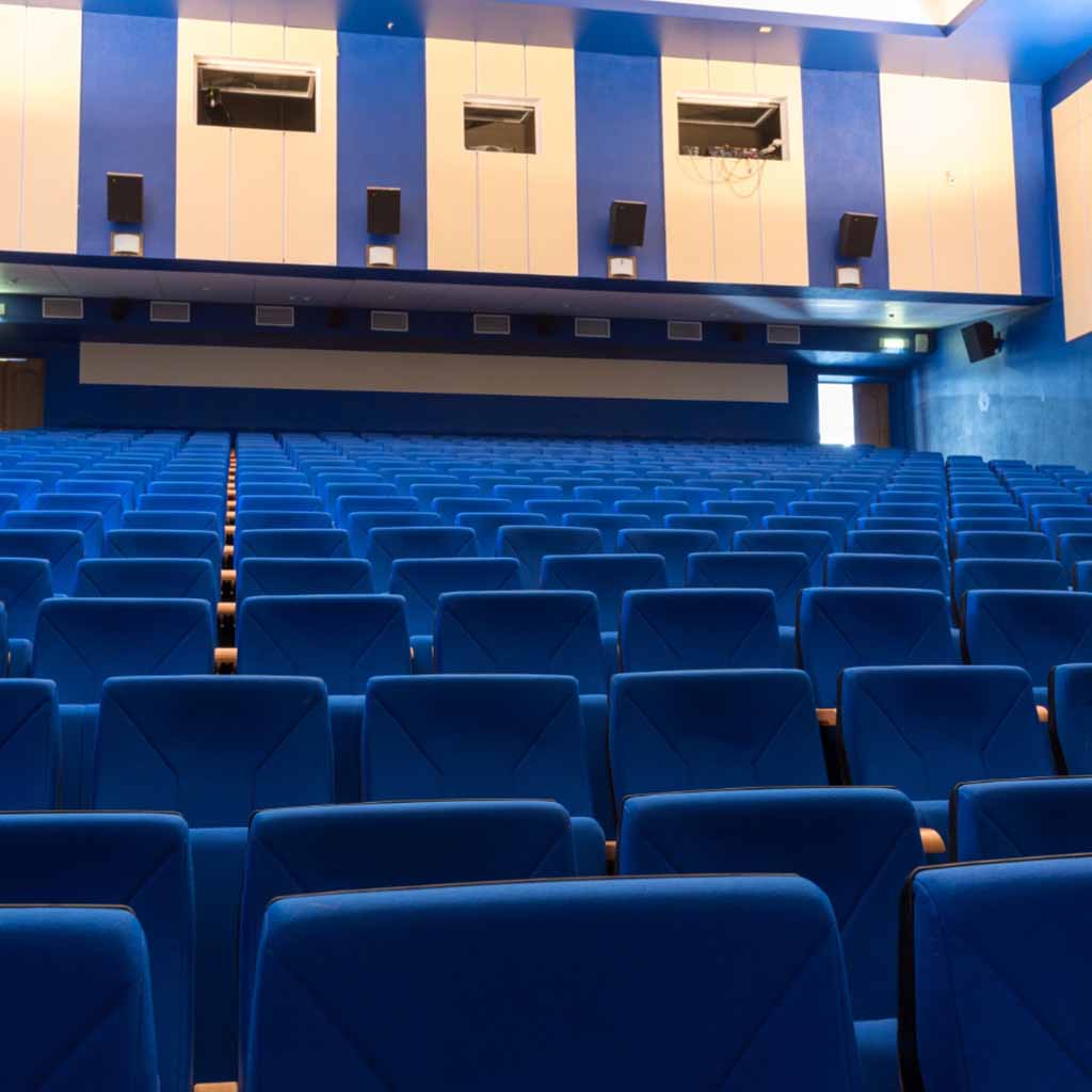 إدارة المعارض والمؤتمرات الاحترافية