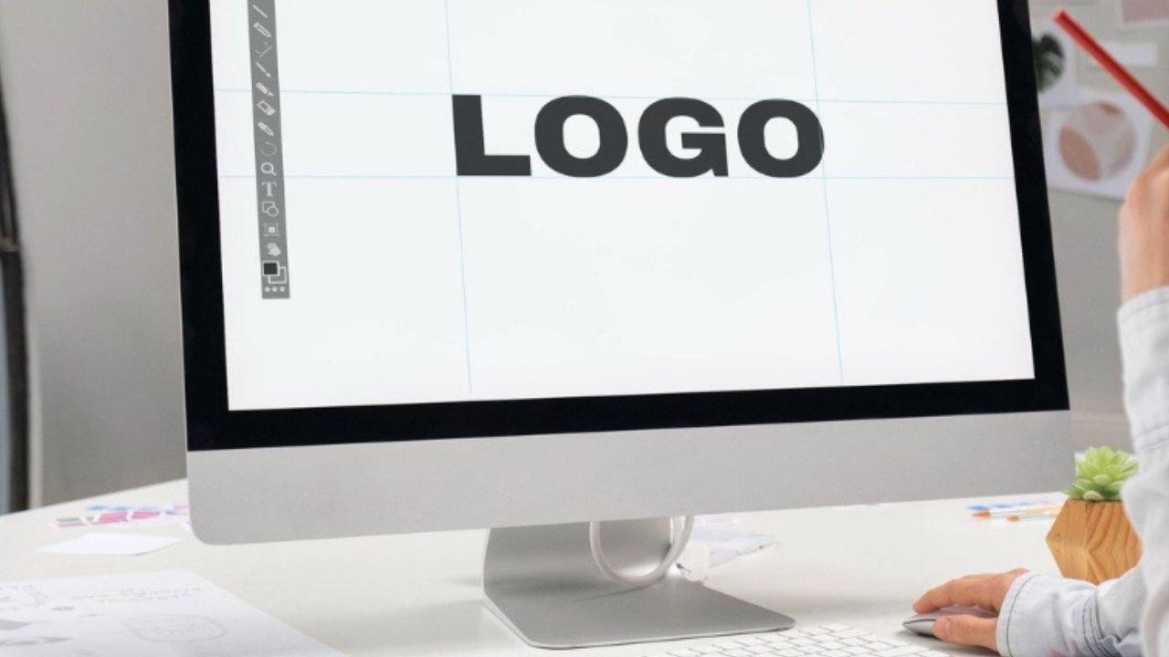 خطوات تصميم شعار احترافي