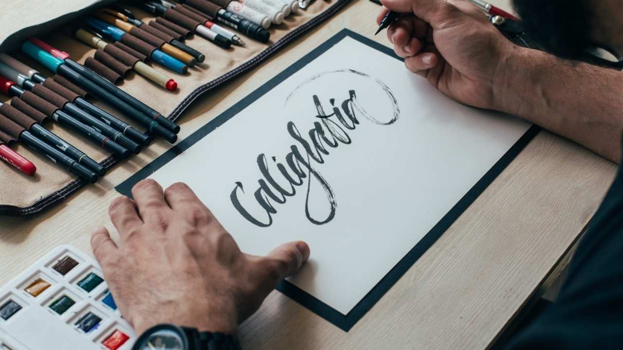 تصميم شعارات للشركات