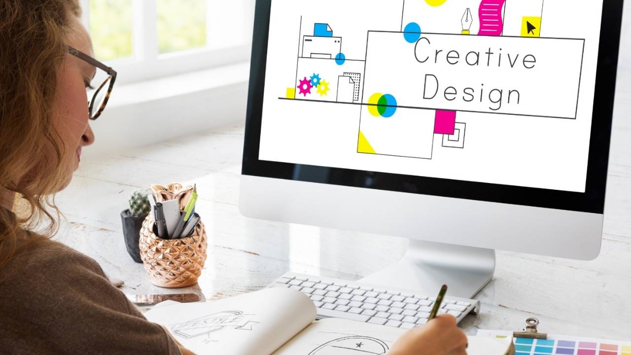 تصاميم جرافيك مخصصة